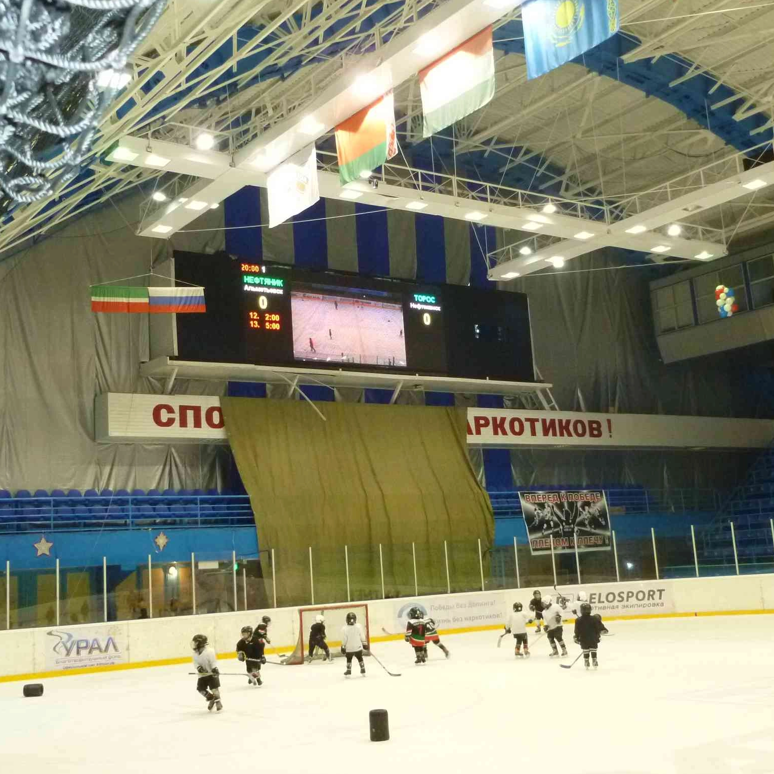 Fast-Paced Action: Badminton Court LED Displays Elevating the Game-Day Atmosphere